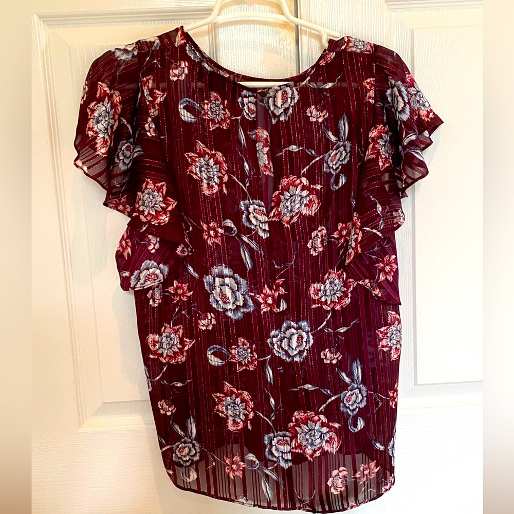 Woman’s sleeveless blouse, XL